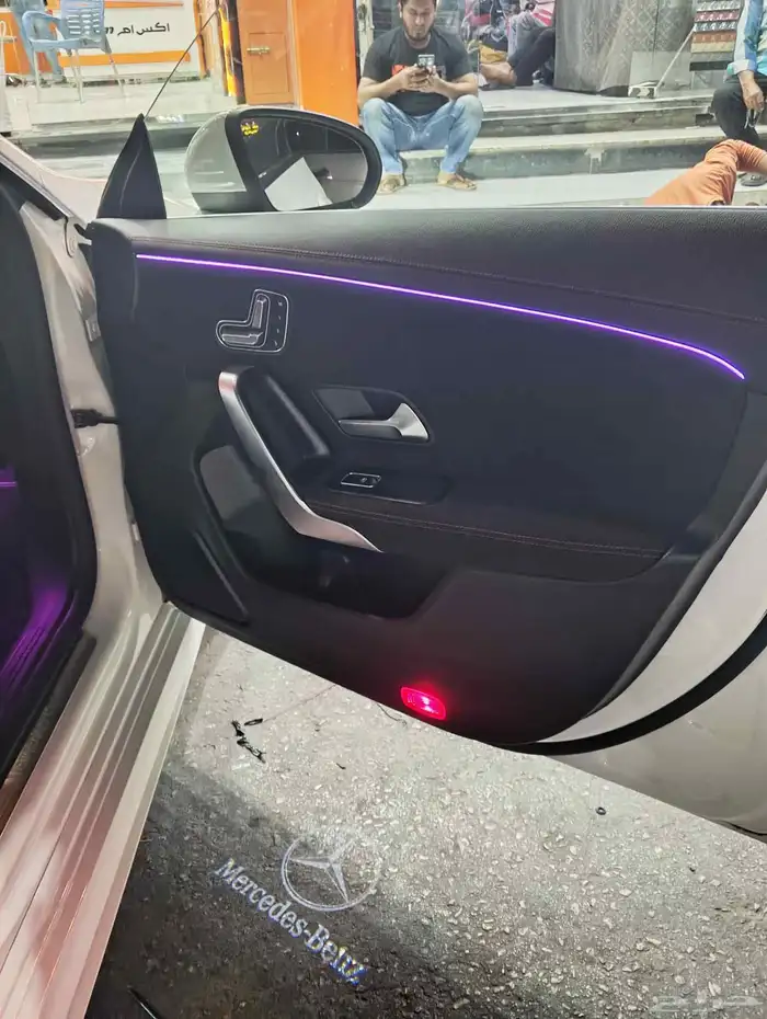 تركيب لد داخلي64 لون مرسيدس بنز 2024 A200 7