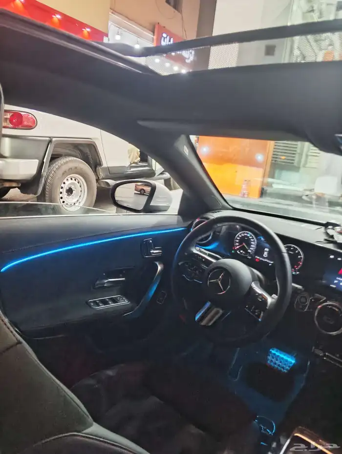 تركيب لد داخلي64 لون مرسيدس بنز 2024 A200 5