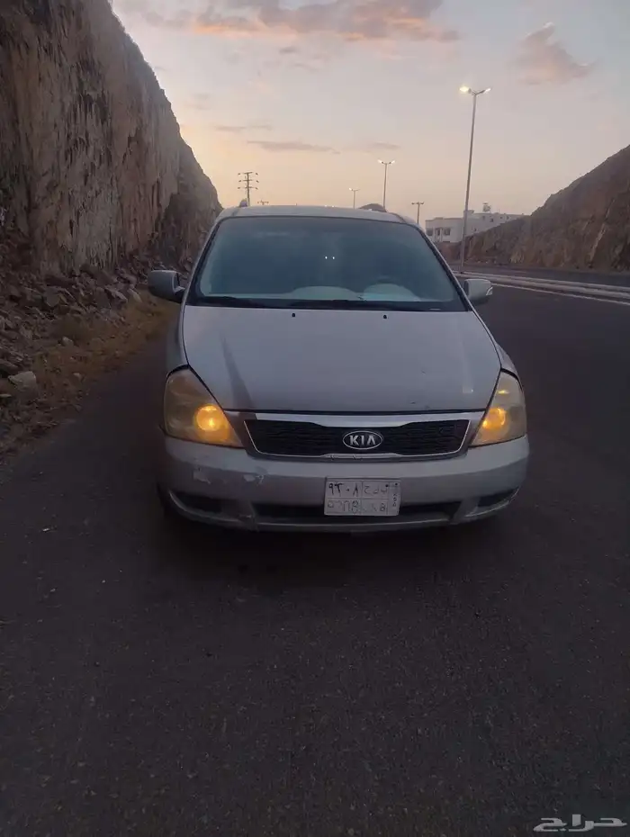 كيا كرنيفال 2012 0