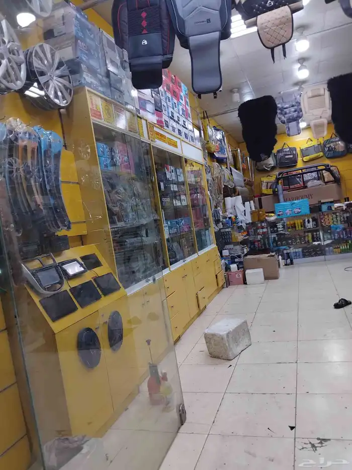 المحل البيع في الصناعيه التواصل 3