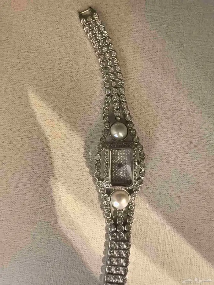 ساعات للبيع 3