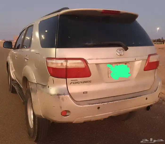 للبيع جيب فور شنر 4 سرندل2009 فل كامل قير عادي دبل 2