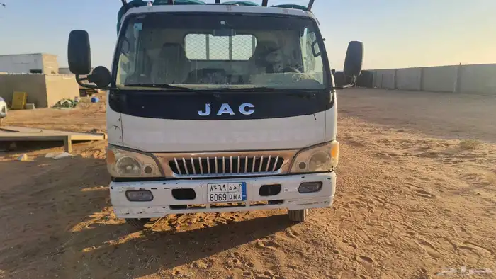 دينا JAC موديل 2014 فحص جديد استماره جديده ممشى 94 الف كيلو 2