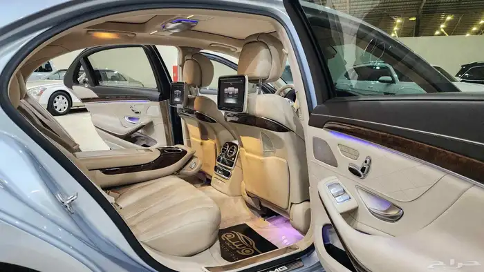 مرسيدس S63 2015 25