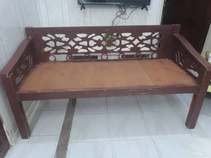 كراسي خشب مستخدم نظيف وخشب قوي جدا الاثنين 150 0