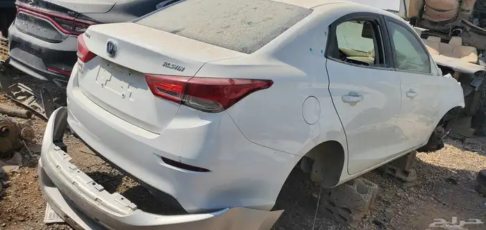 يوجد لدينا جميع قطع الغيار الصيني تشليح 19