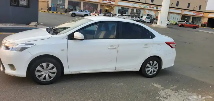 تايوتا يارس 2015 توماتيك مكينه جربوجكس علا الفحص بودي مرشرش 1