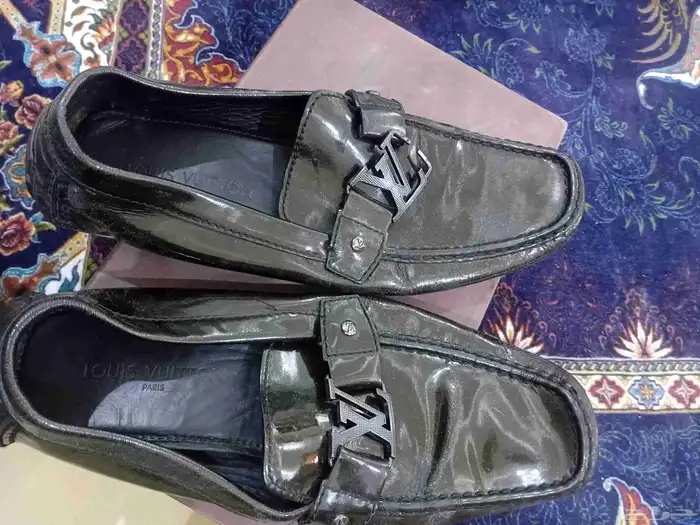 بسعر خيالي ملابس ماركة 9