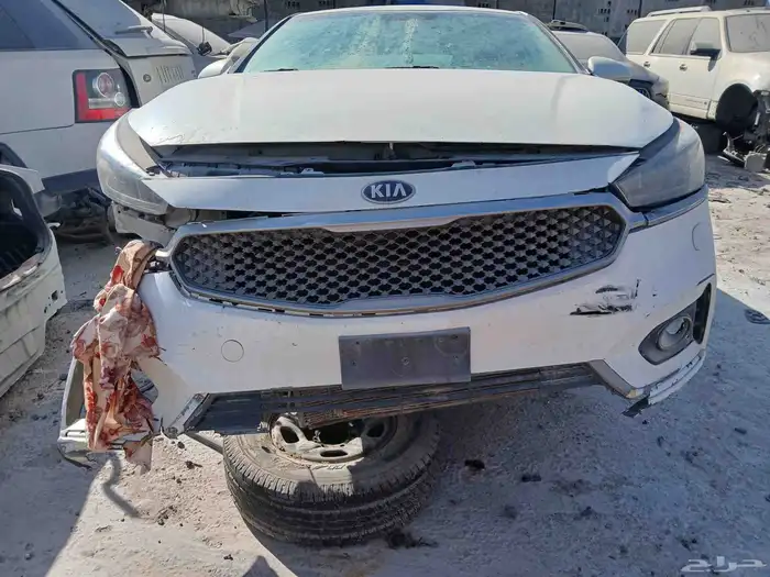 كياء كدينزا 2017 تشليح قطع غيار فقط 3