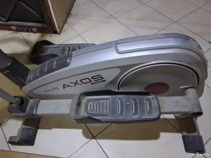 سير رياضي عادي مستخدم نضيف 1