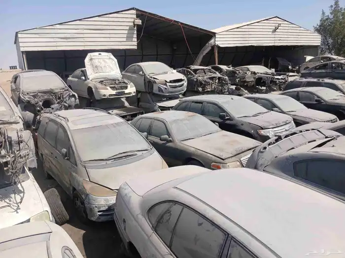 نوفر لك جميع قطع غيار السيارات 4