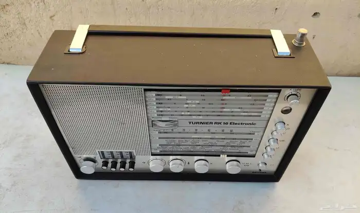 راديو ألماني قديم نادر جدا موجات FM AM SW1 SW2 2