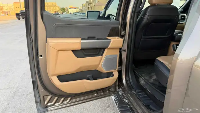 فورد F150 2021 لاريت V8 وكاله شرط للبيع 27