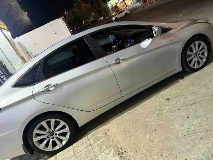 هونداي i40 4