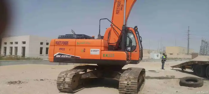 بكلين مديل 2022 جديد للاجار لليومي او الشهري او للمقاولت 6