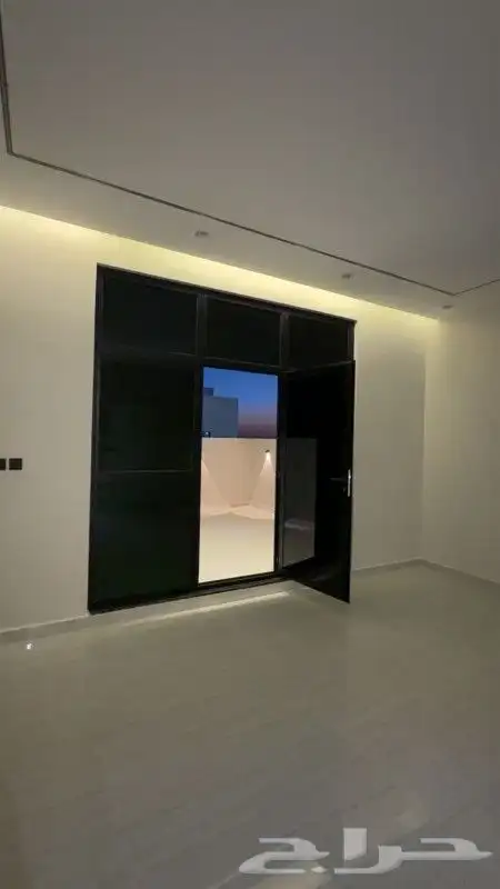 للبيع فيلاء درج داخلي في الدوادمي مخطط 960 الملحق 12