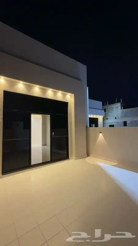 للبيع فيلاء درج داخلي في الدوادمي مخطط 960 الملحق 14