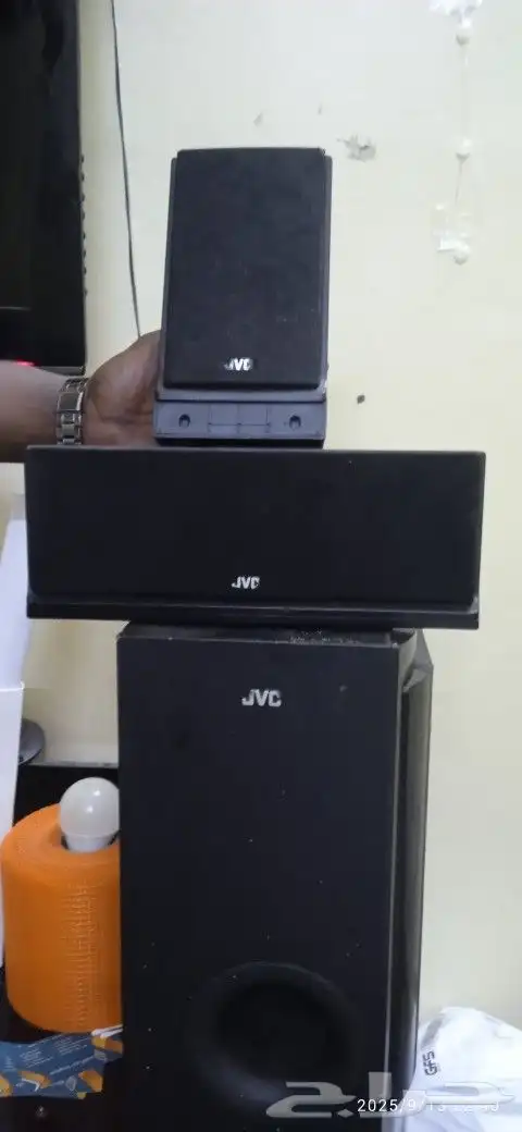 سمعات JVC اوفر وسمعتين ب200حد 0