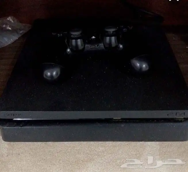 ( تم البيع ) بلاستيشن 4 0