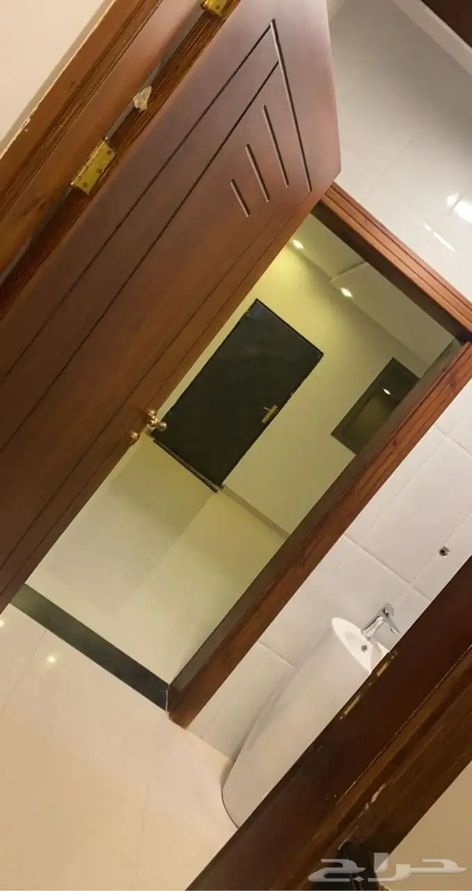 للإيجار شقة عوايل بحي الرحاب مدخل خاص 1