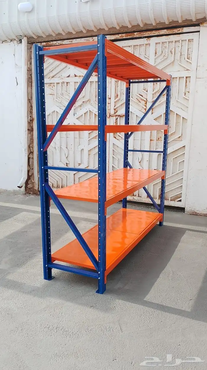 يوجد لدينا جميع انواع الرفوف المستودع ومستلزماتها حمولات 4