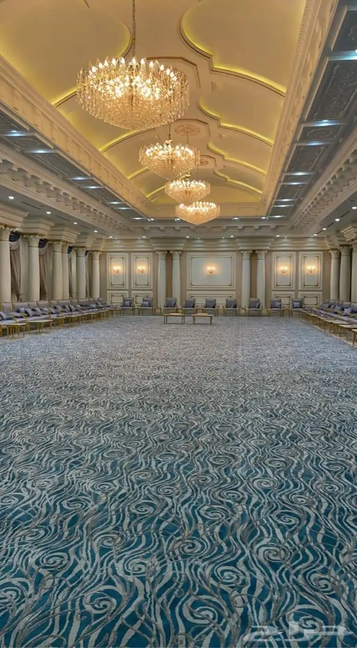 تأثيث قاعات الافراح باجود انواع الكنب الكلاسك وبضمان 10سنوات 0