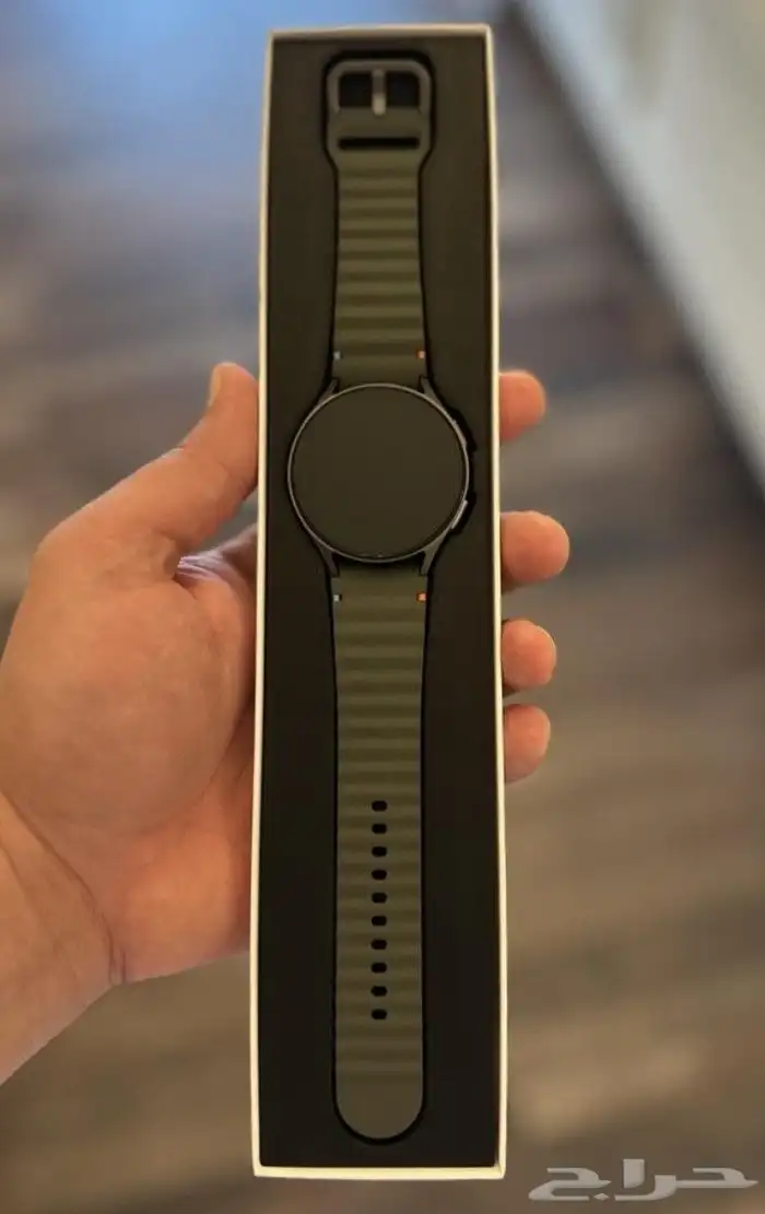 مطلوب ساعه سامسونج 7 مقاس 40 مم لون زيتي 0