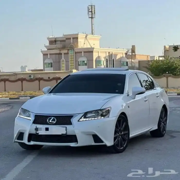 مشورتكم يا أهل الخبرة في لكزس GS350 موديل 2013 2