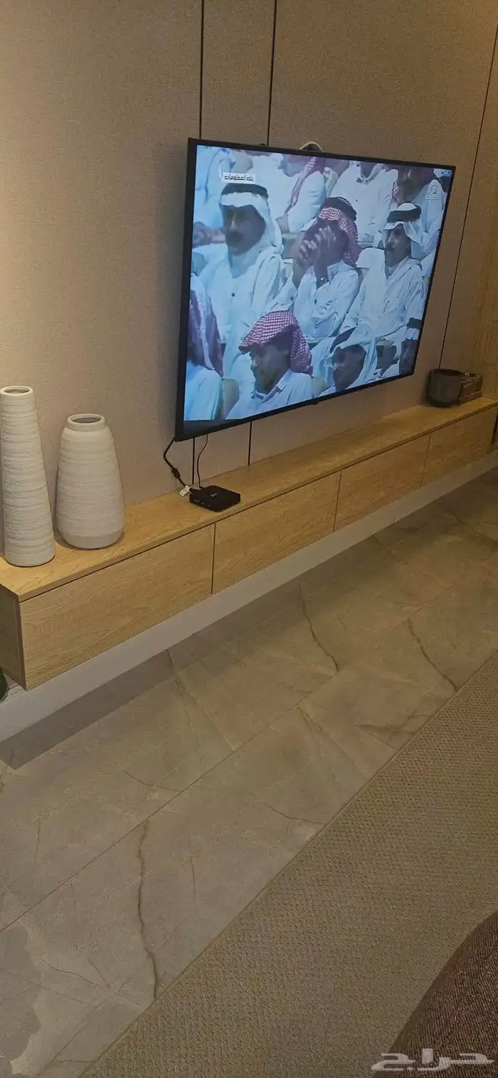 طاوله معلقه طويله 0