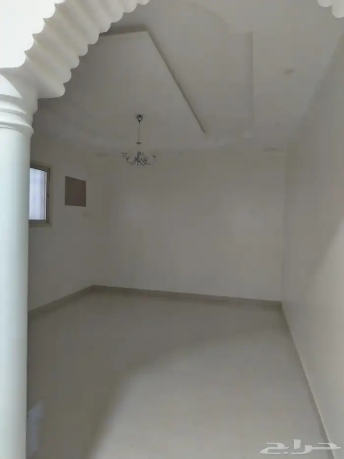 للايجار شقة علوية عوايل 2