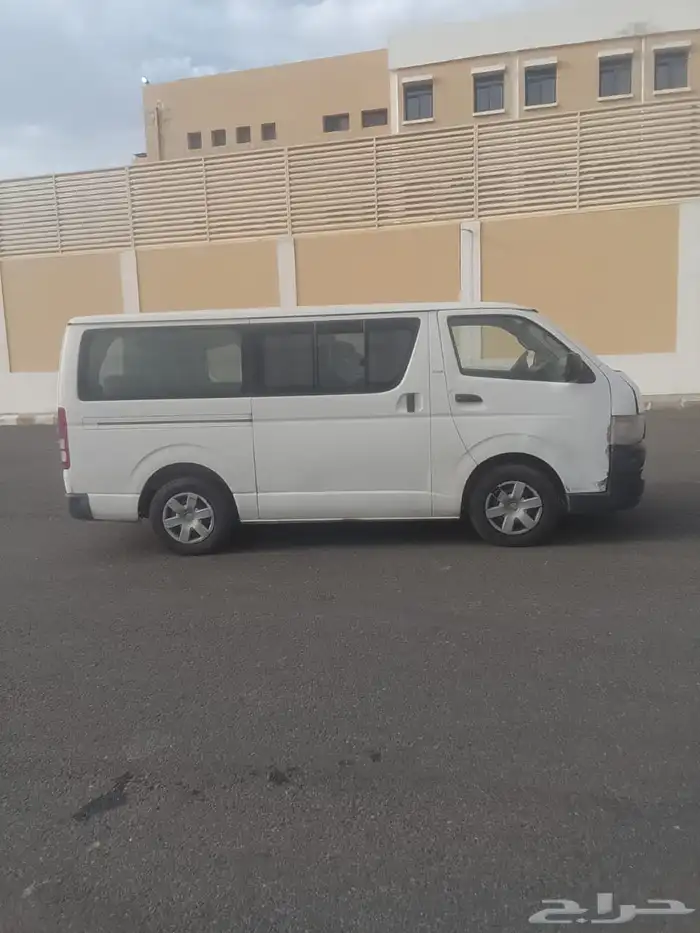 باص هايس تيوتا مديل 2006 3