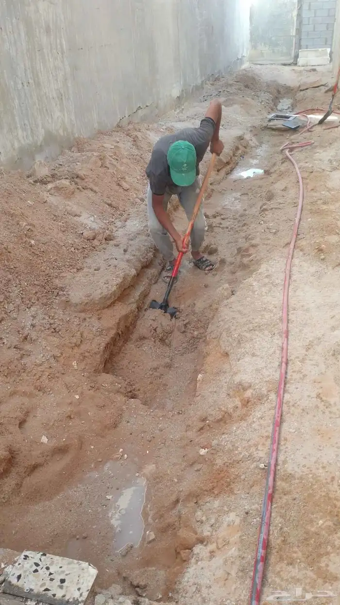 عمال هدم وبناء وتليس بريده 2
