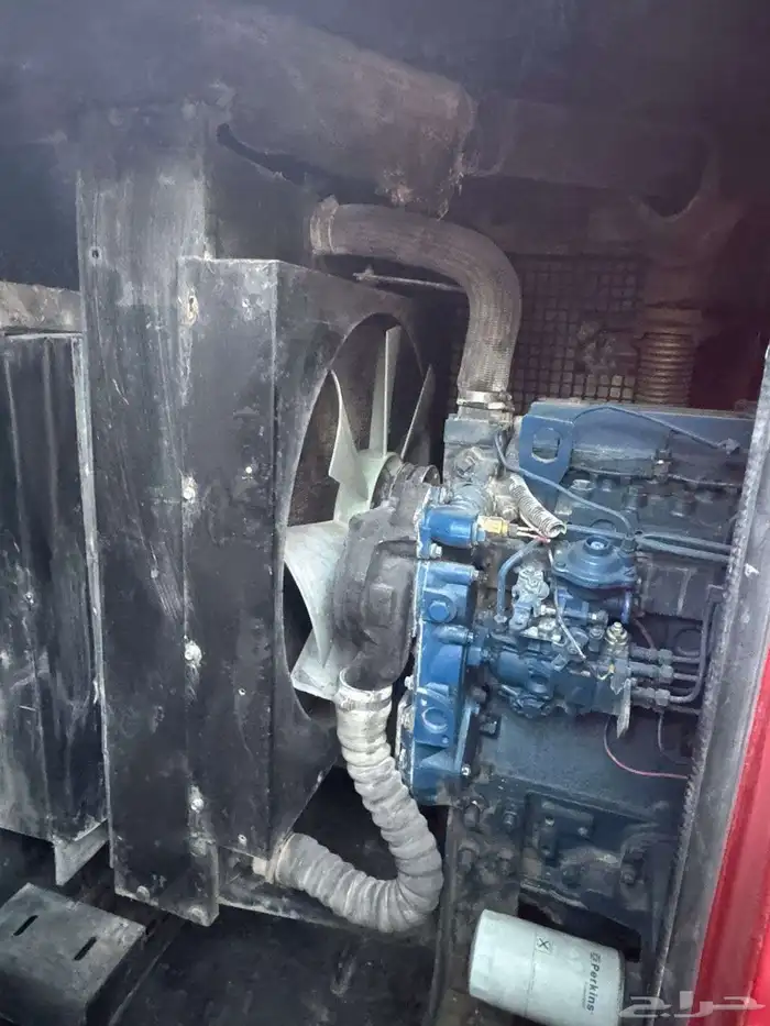 نوفر لكم مولد بيركنز الإيطالي بقدرة 150 KVA (120 KW) 6