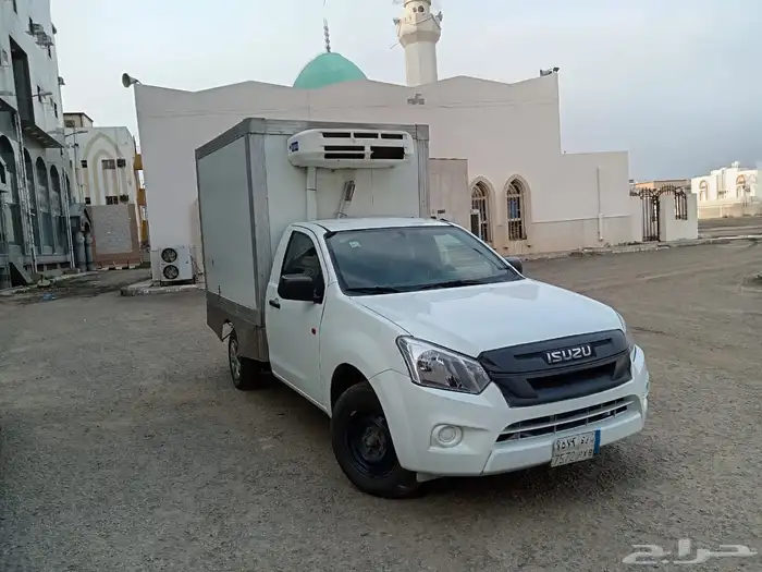 ايسوزو تبريد 2022 قير.مكينه ثلاجه بحاله جيده جدا 2