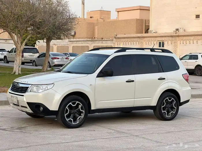 سوبارو فورستر2009 جير عادي ممشى قليل 168 الف فقط 17