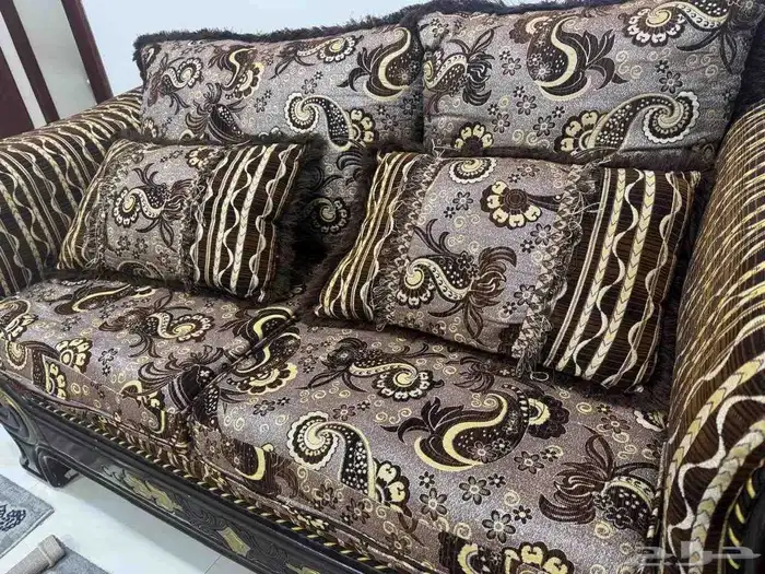 كنب مجلس مستعمل مكون من كنب ثلاثي و ثنائي وفردي على السوم 2