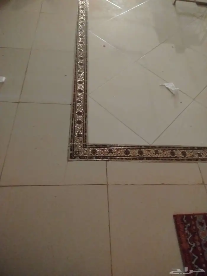 بلاط نعله أو سكلو بريالين والمزخرف ب4 3