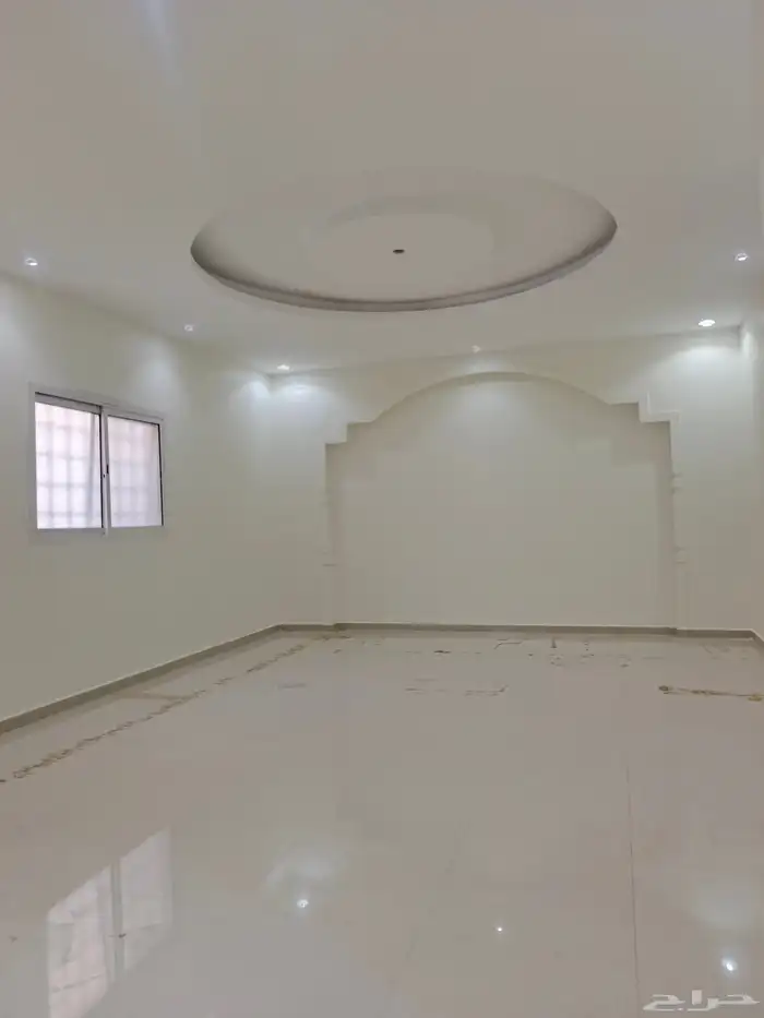 للبيع فيلا حي الرمال الذهبي مساحه 360 12