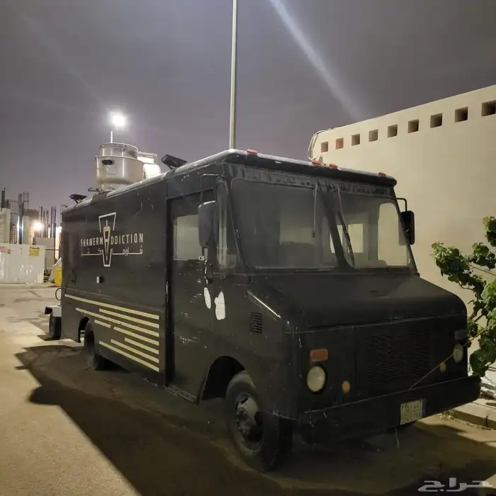 فود ترك GMC 1983 نادر و مميز للبيع 0