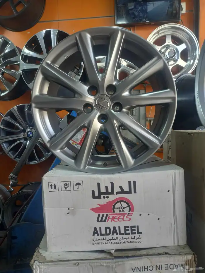 جنوط لكزس G S مقاس 19 أصلي وكاله موديل 2014 0