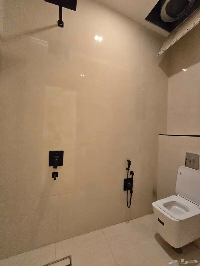 دور ارضي حي الجنادريه شرق الرياض 19