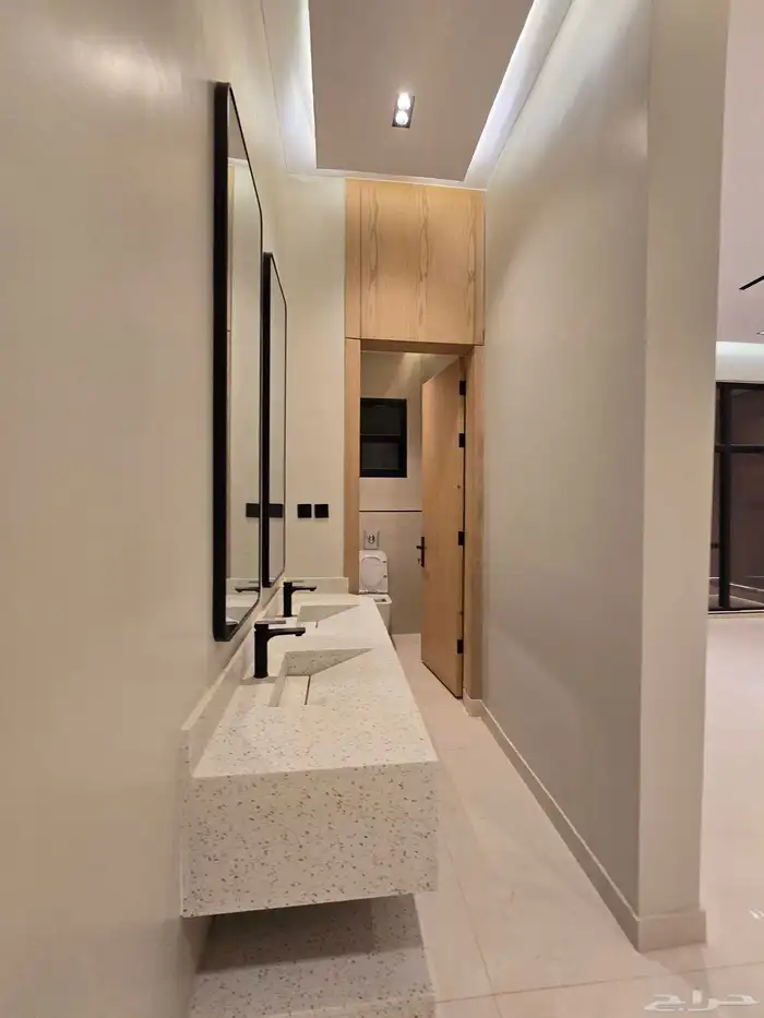 دور ارضي حي الجنادريه شرق الرياض 15