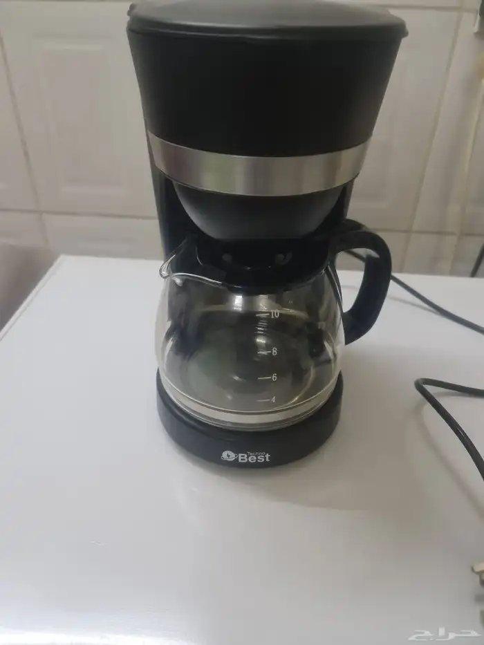 مكنسة سجاد هوفر ماكينة قهوه أمريكي طاولة قوارير مياه 2