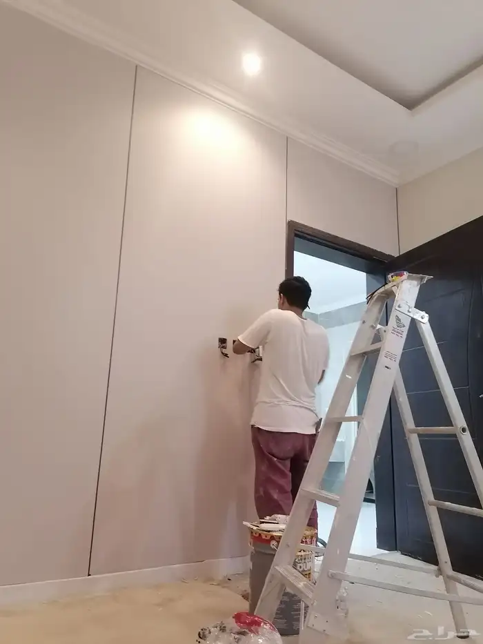 صباغ بويات   عوازل الدمام 0