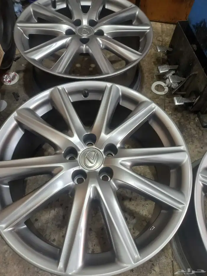 جنوط لكزس G S مقاس 19 أصلي وكاله موديل 2014 8