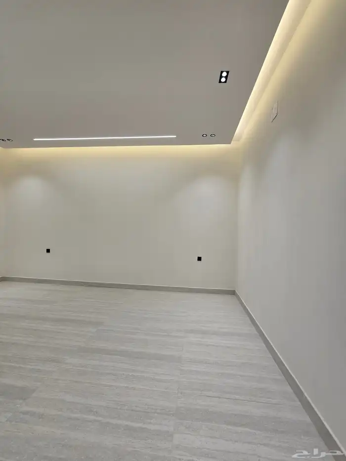 دور أرضي 3