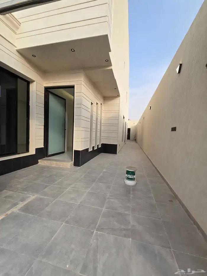دور ارضي حي الجنادريه شرق الرياض 16