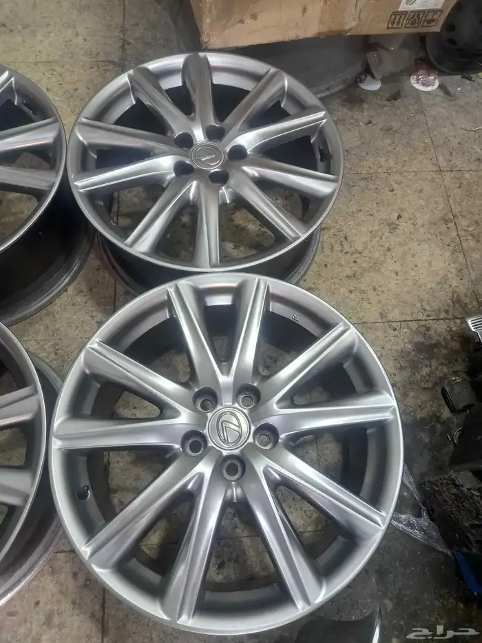 جنوط لكزس G S مقاس 19 أصلي وكاله موديل 2014 4