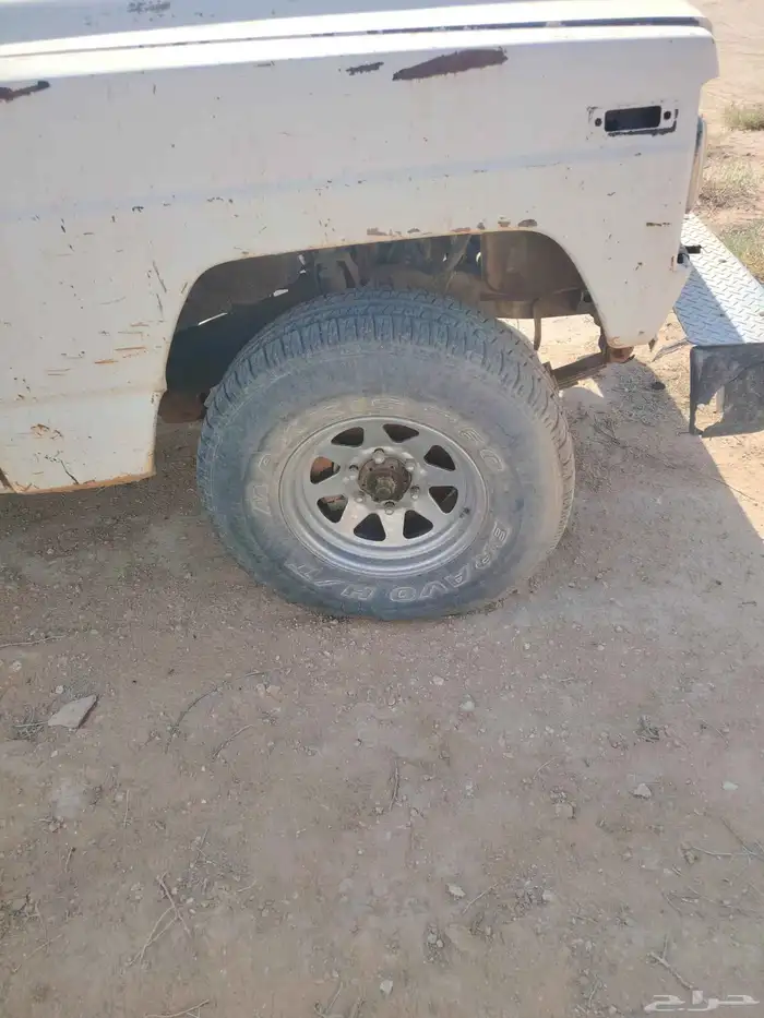 نيسان باترول موديل 85 تشليح مافيه مكينه 1