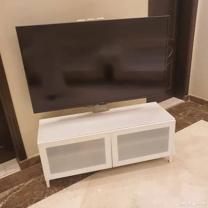 تلفزيون 55 بوصه مع حامل 0